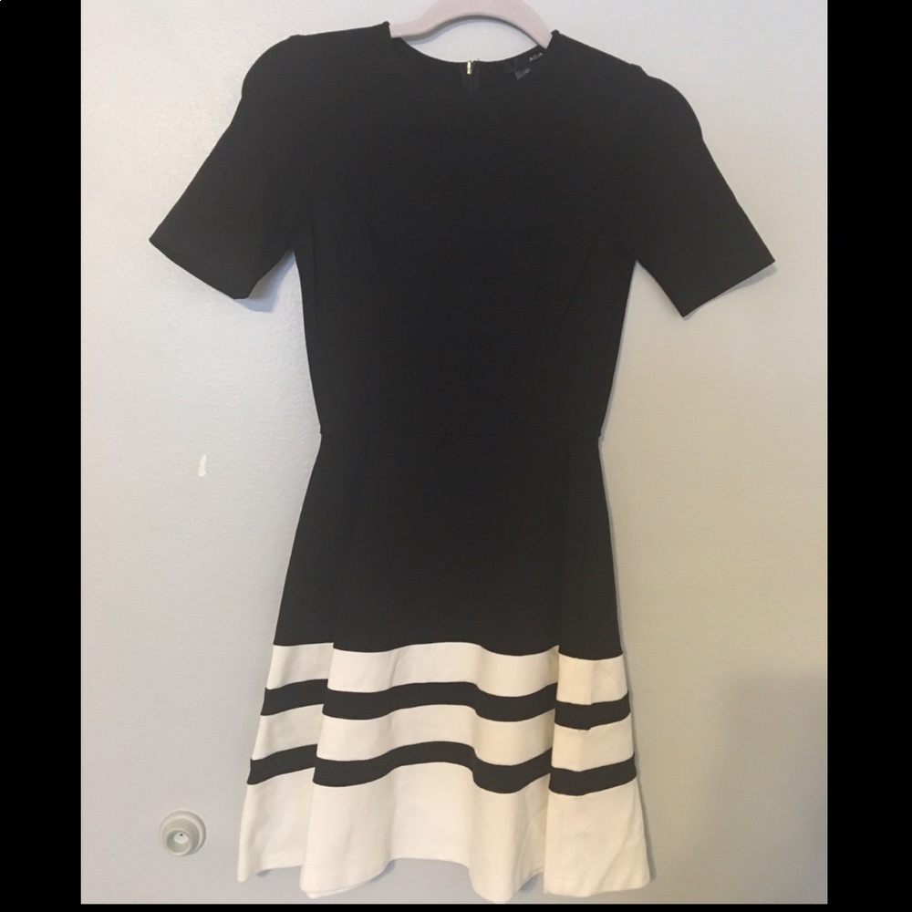 High-quality, black&white, fitted dress
